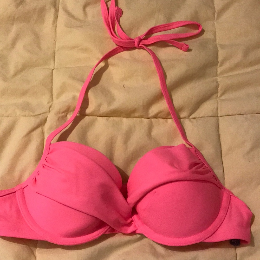 ☘️4/$20.00.Aerie bikini swim top